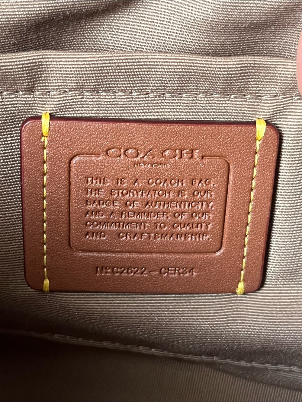 ✅Coach Teri Shoulder Bag With Stripes And Charm - Picture 11 of 13